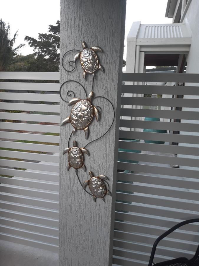 Seaturtle Apartment Клифтън Бийч Екстериор снимка