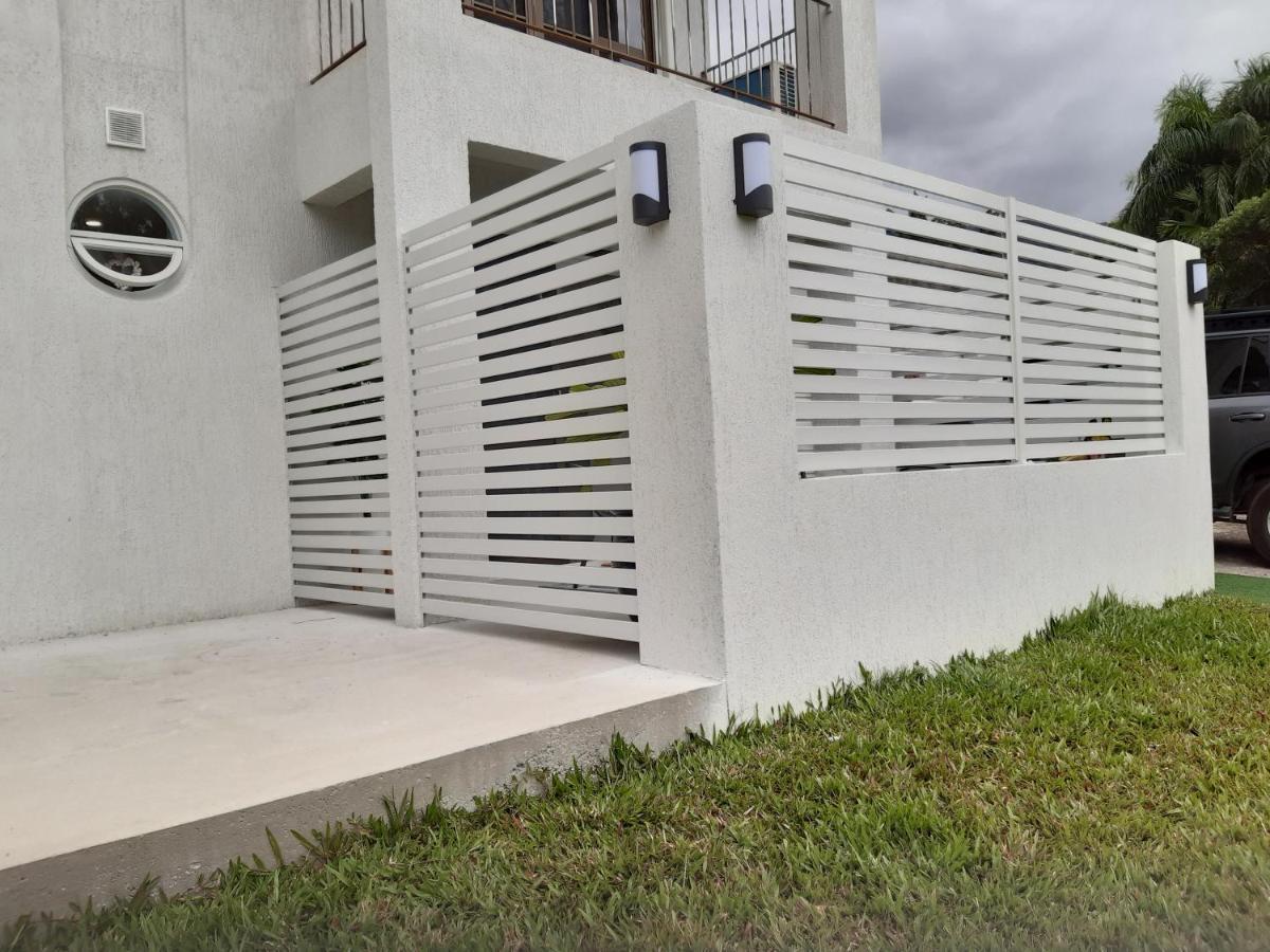 Seaturtle Apartment Клифтън Бийч Екстериор снимка